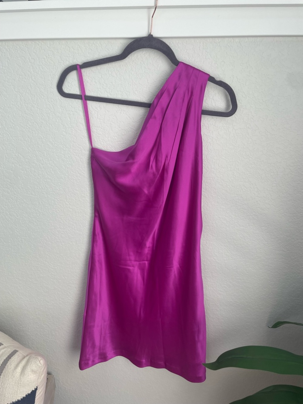 Banana Republic One-Shoulder Satin Mini Dress in Fuchsia size 6